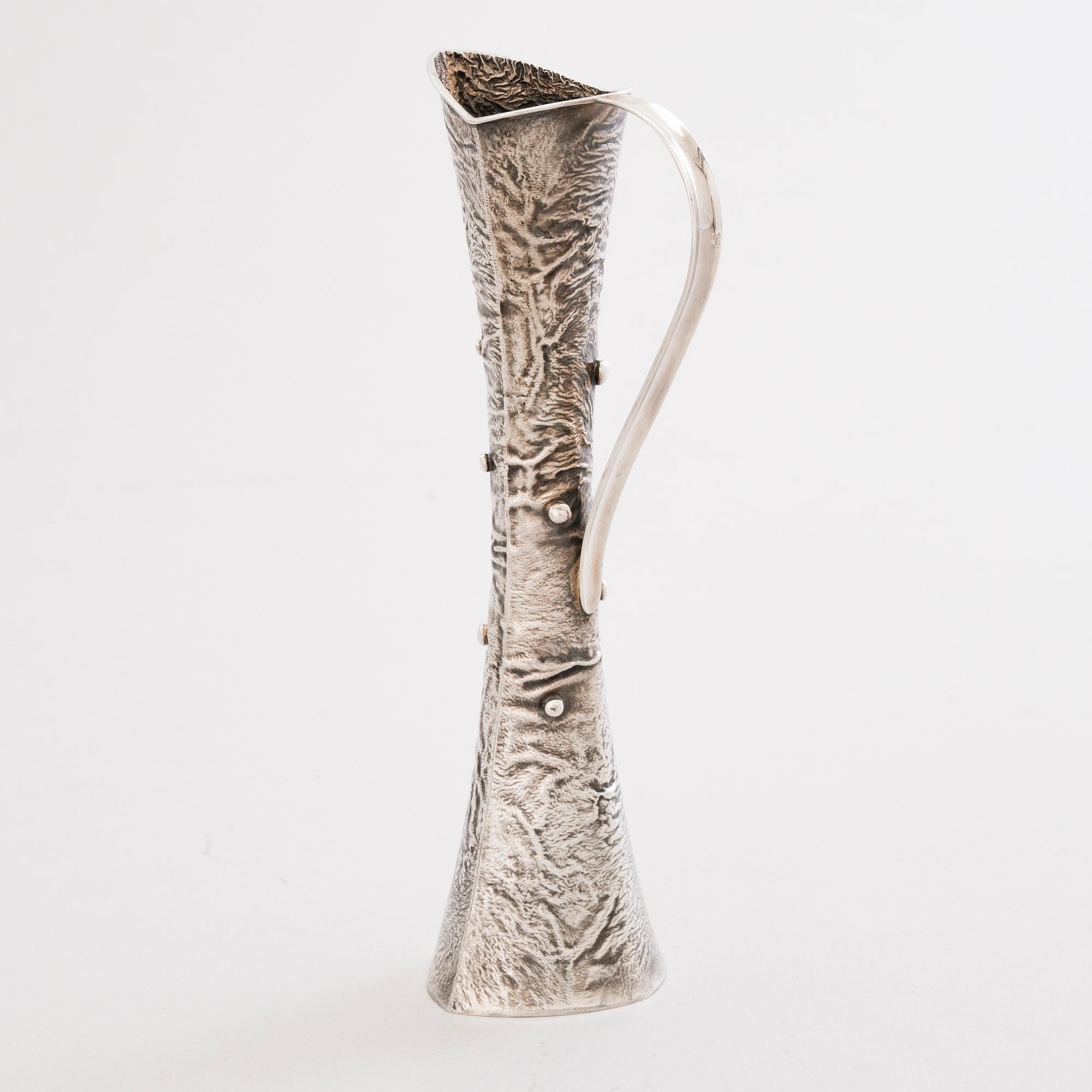 KAADIN, hopeaa, samodorok-tekniikkaa, Hämeenlinna 1972.