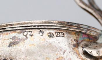 KANNA, silver, Olof H Bergström, Uppsala 1822. Vikt ca 158 gram.