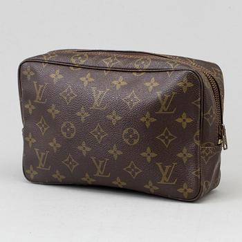 Louis Vuitton, toilet bag.