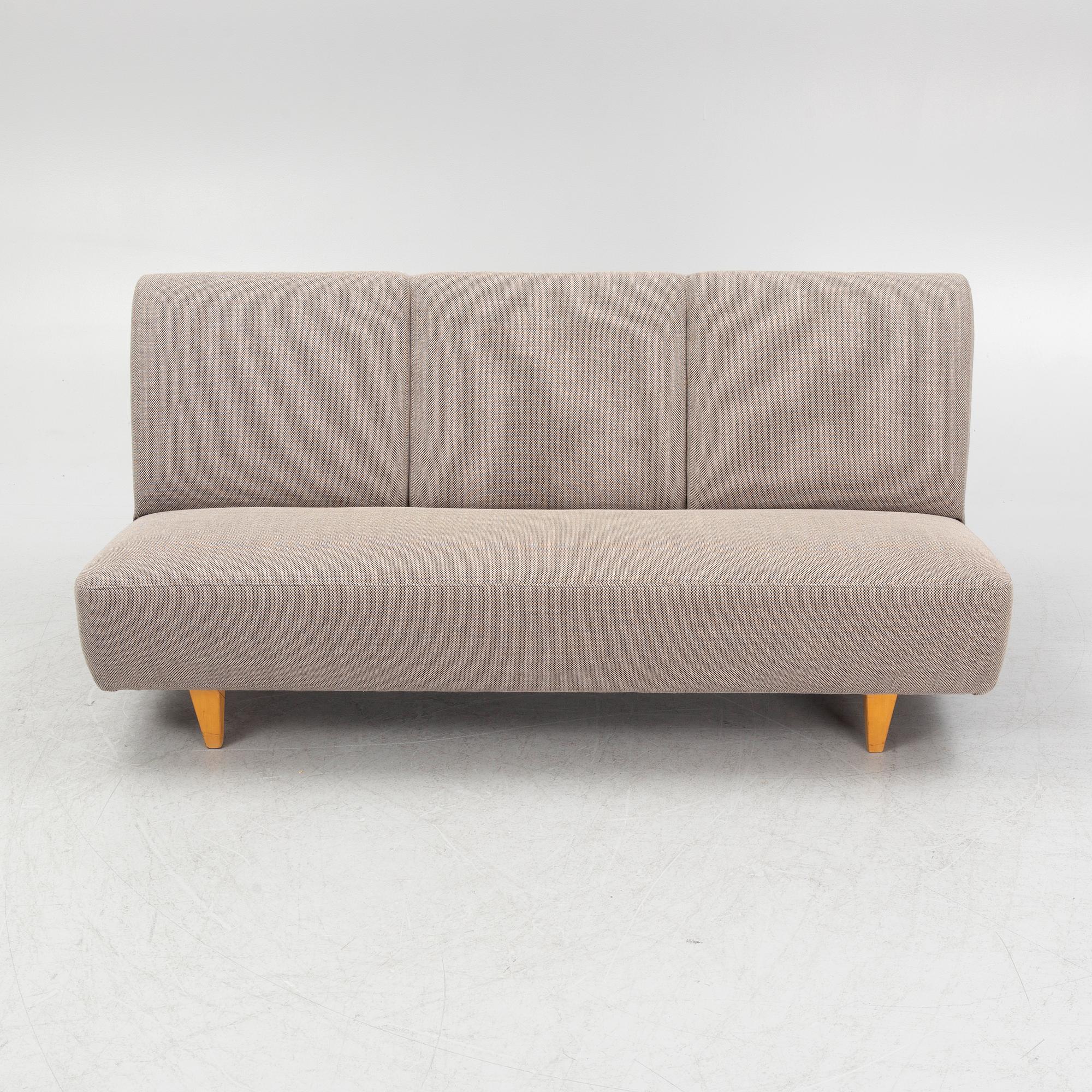 Bruno Mathsson, a 'T201' sofa, model designed in 1939.