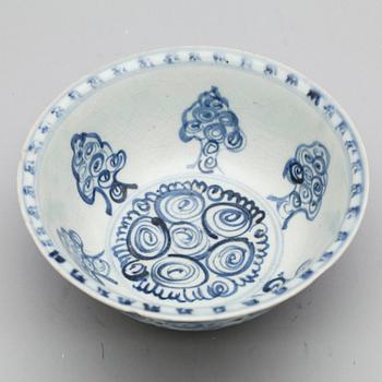 SKÅL, porslin, Ming dynastin (1368-1644).