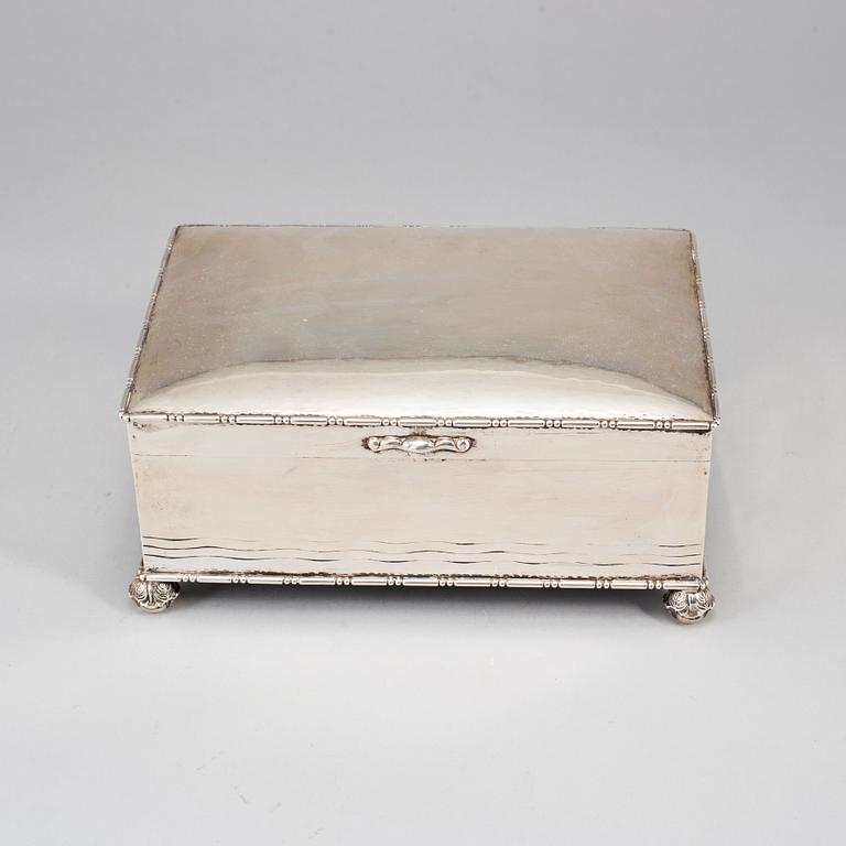 CG Hallberg, skrin, silver, Stockholm 1920.