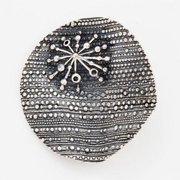 Jorma Laine, A Jorma Laine (likely)  brooch in silver.