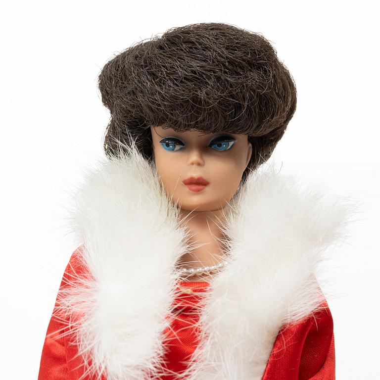 Barbiedockor, 4 st, samt kläder och accessoarer, Mattel, 1960-tal.
