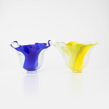 Lars Hellsten, two glass bowls, Orrefors Expo, 1996.