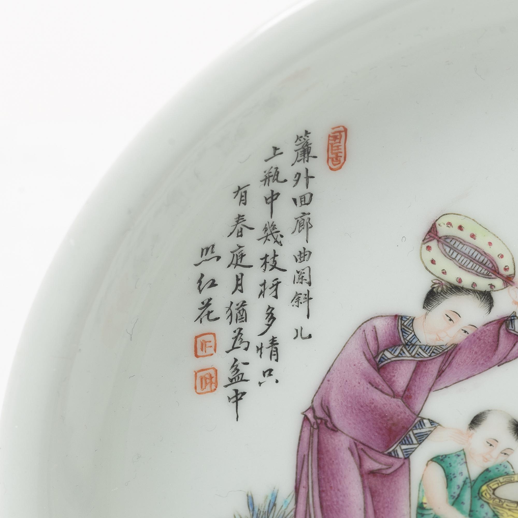 Skålar, två stycken samt skålfat, porslin, Kina, 1900-tal.