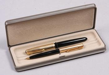 RESERVOIRPENNA och BLYERTSPENNA - PARKER, modell 51, Made in USA.