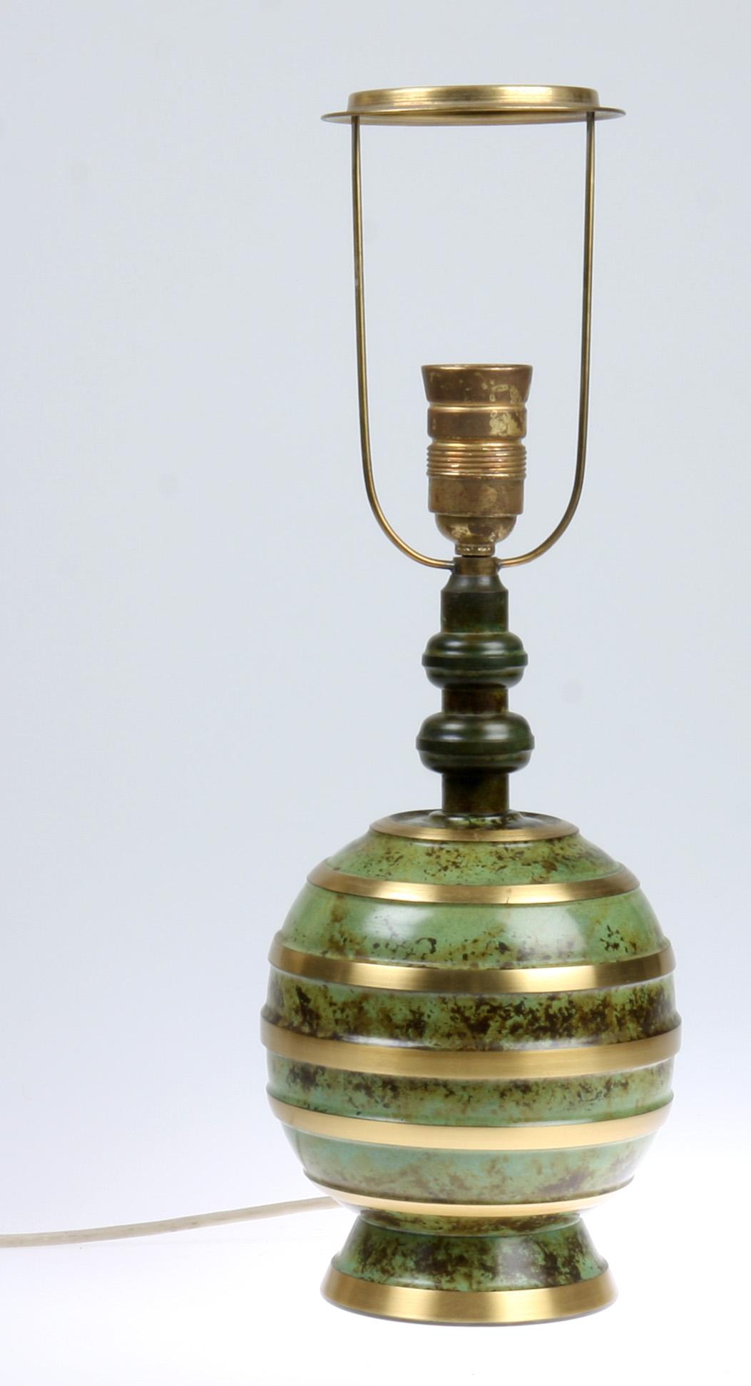 BORDSLAMPA, Zenith, 1900-talets andra kvartal.