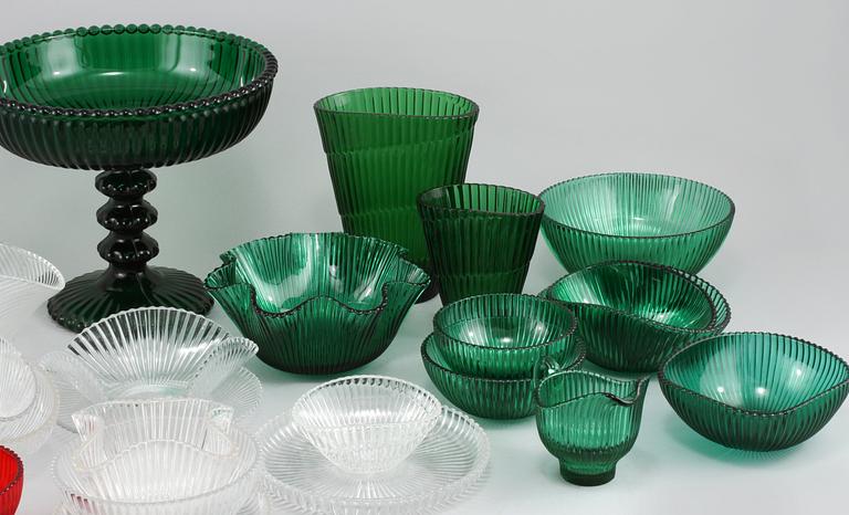 GLASSERVIS, 67 delar, glas, mestadels "Reffla", Arthur Percy, Gullaskruf, formgiven 1952.