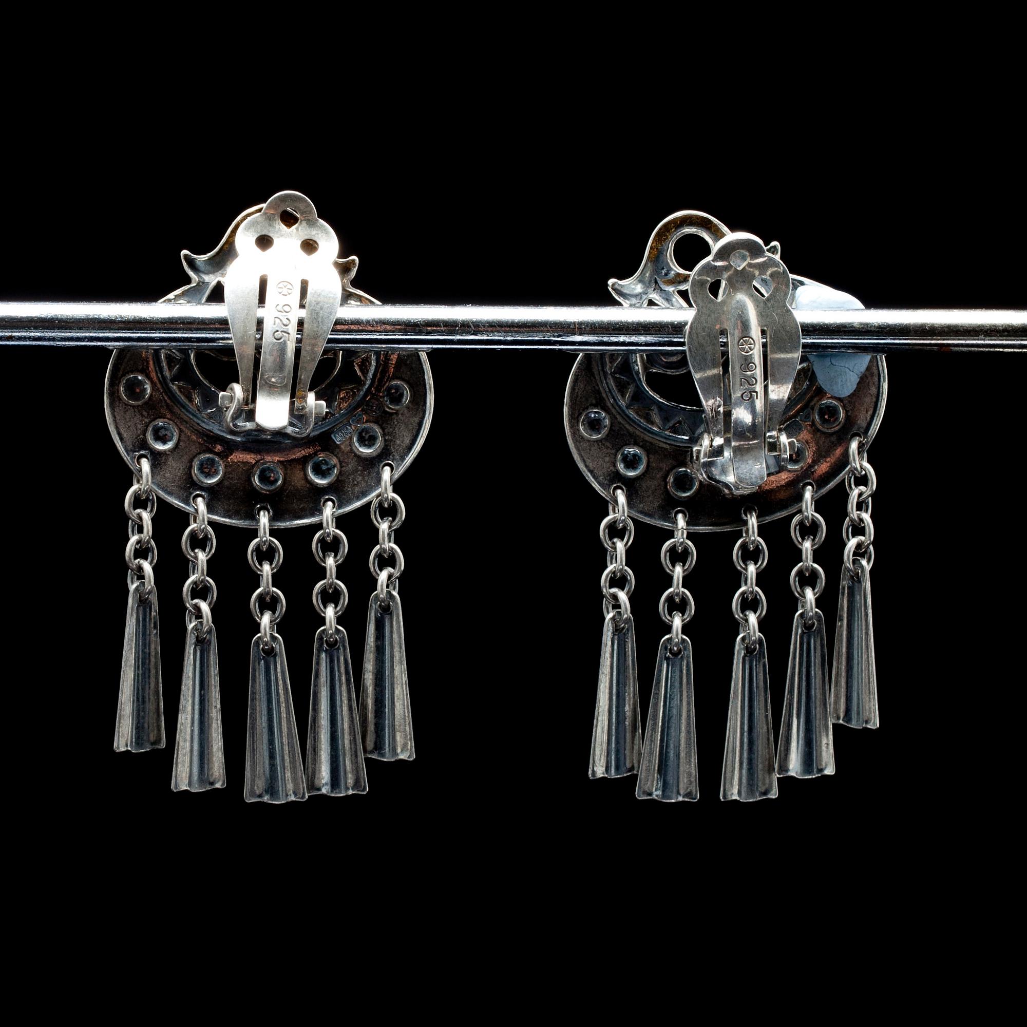 ÖRHÄNGEN, silver, "Kuutar" Kalevala Koru, 1994.