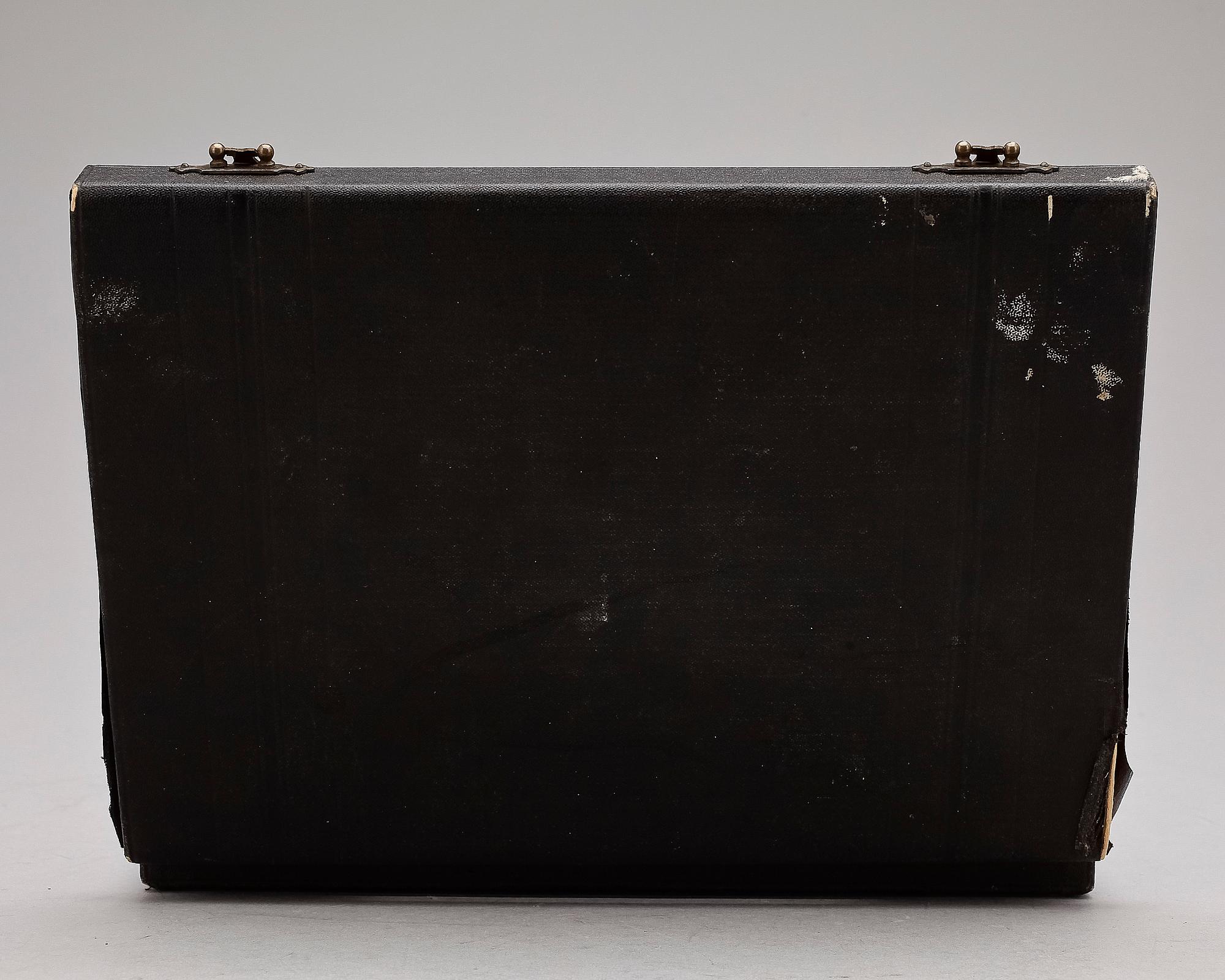 TESKEDAR, 12st samt TÅRTSPADE, SKED och TÅNG, silver, bl a Carl Fredrik Carlman Stockholm 1897. Tot vikt ca 237g.