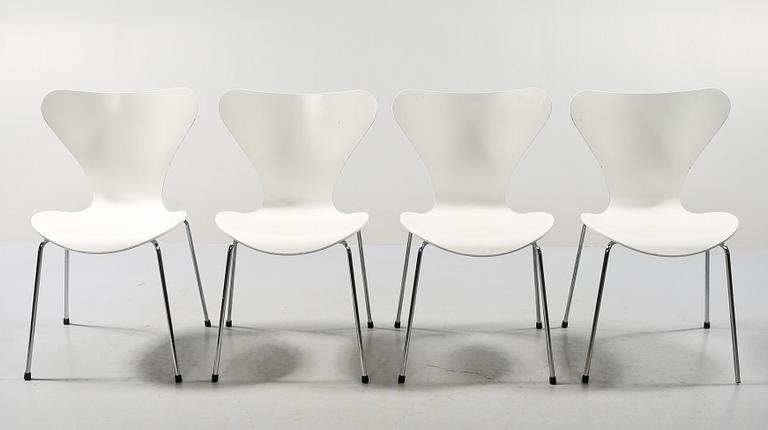 STOLAR, 4 st, "Sjuan", Arne Jacobsen, Fritz Hansen, 2001.
