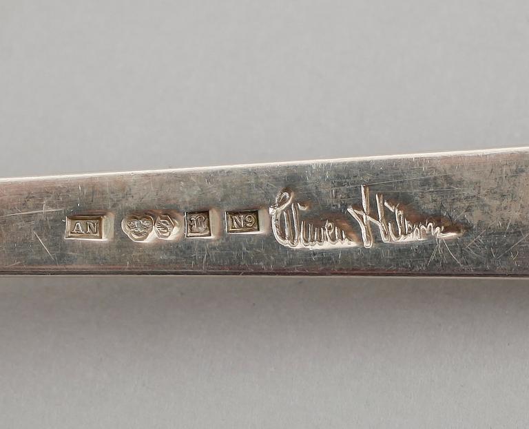 FISKBESTICK, 2 delar, silver, Wiwen Nilsson, Lund 1963. Vikt ca 157 gram.