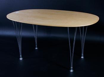 BORD. Design Bruno Mathsson och Piet Hein för Fritz Hansen och Mathson International AB.