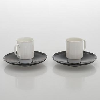 Tapio Wirkkala, a 7-piece porcelain 'Variation' espresso service Rosenthal, Studio-line, Germany.