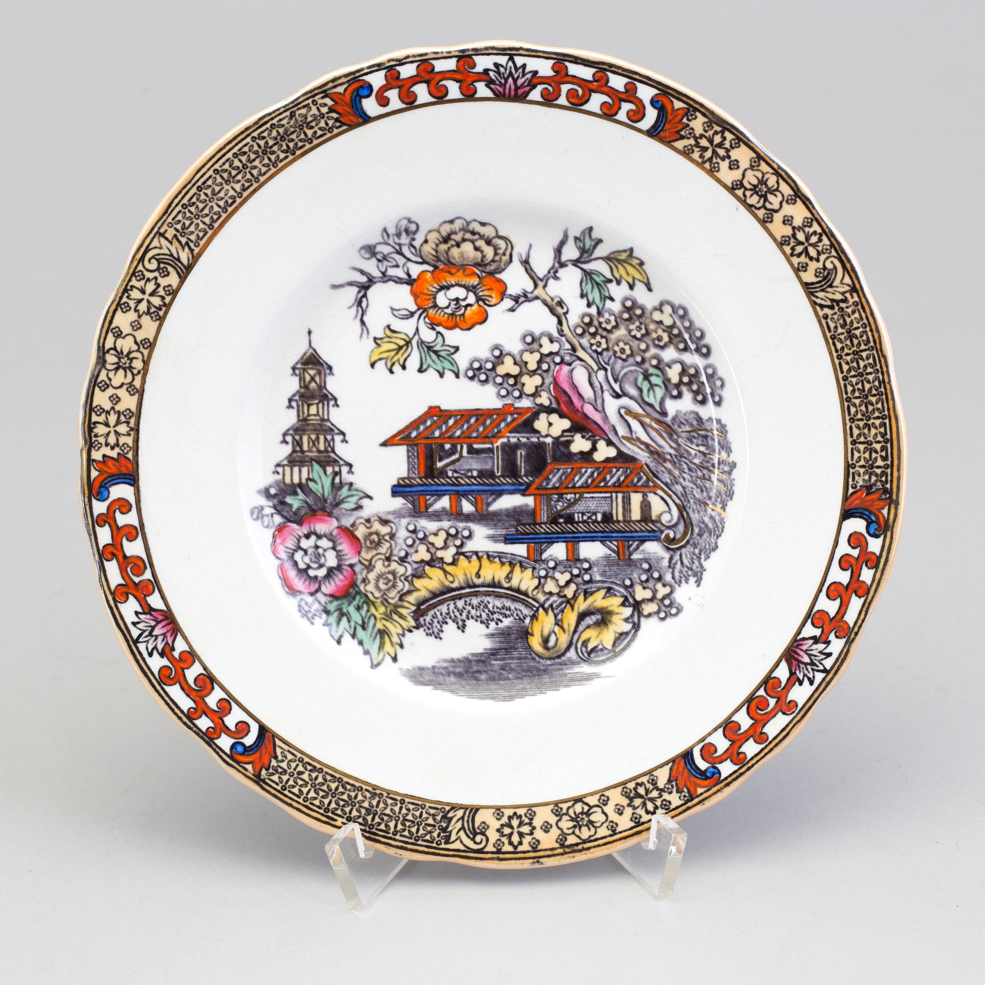 A Rörstrand 'Japan' dinner service, early 20th century (56 pieces).