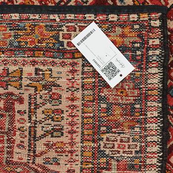 Gallerimatta, semiantik Karadja, ca 262 x 78 cm.