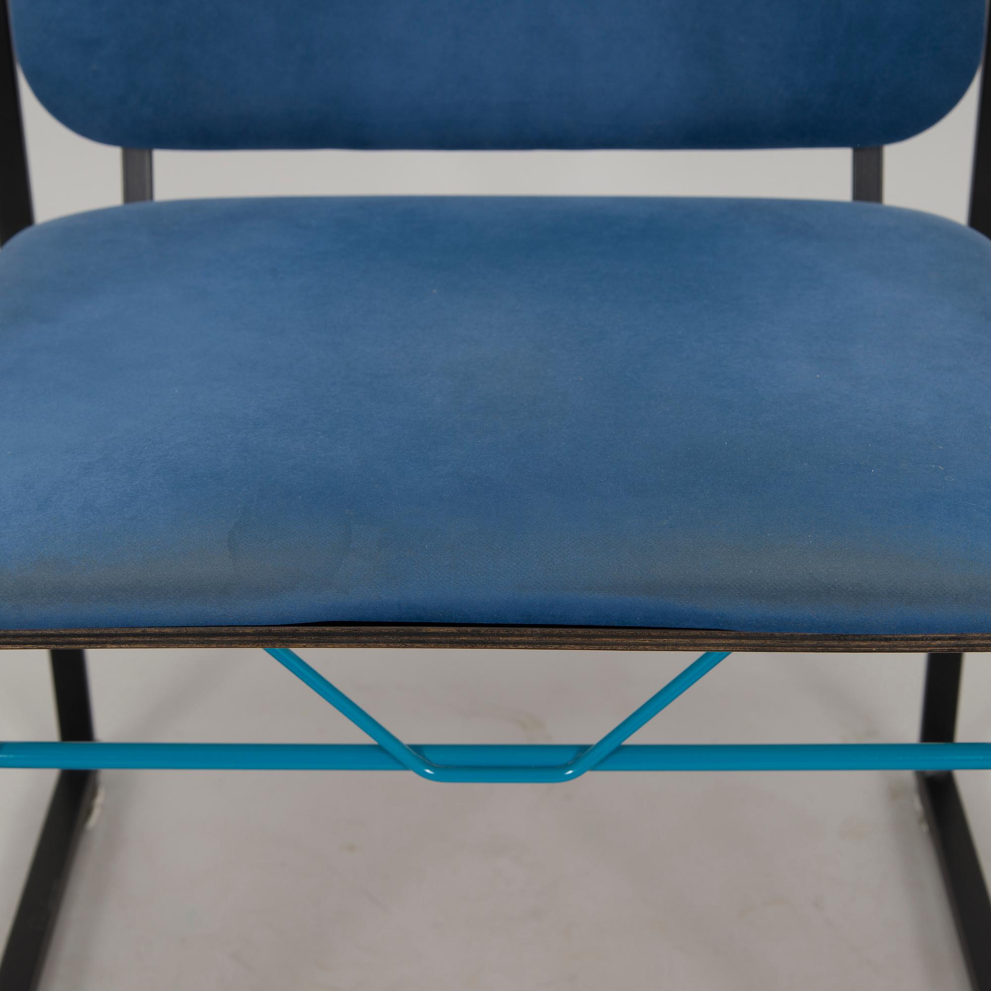 Yrjö Kukkapuro, nojatuoleja, 4 kpl, malli A-502, Avarte, 1900-luvun loppu.