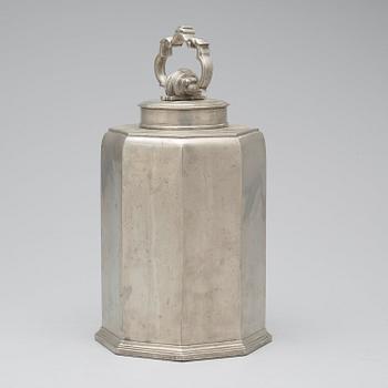 A pewter wine jar by J F Logren 1776.