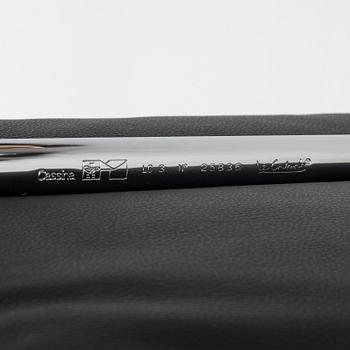 Le Corbusier, Pierre Jeanneret & Charlotte Perriand, soffa"LC3", Cassina, Italien.