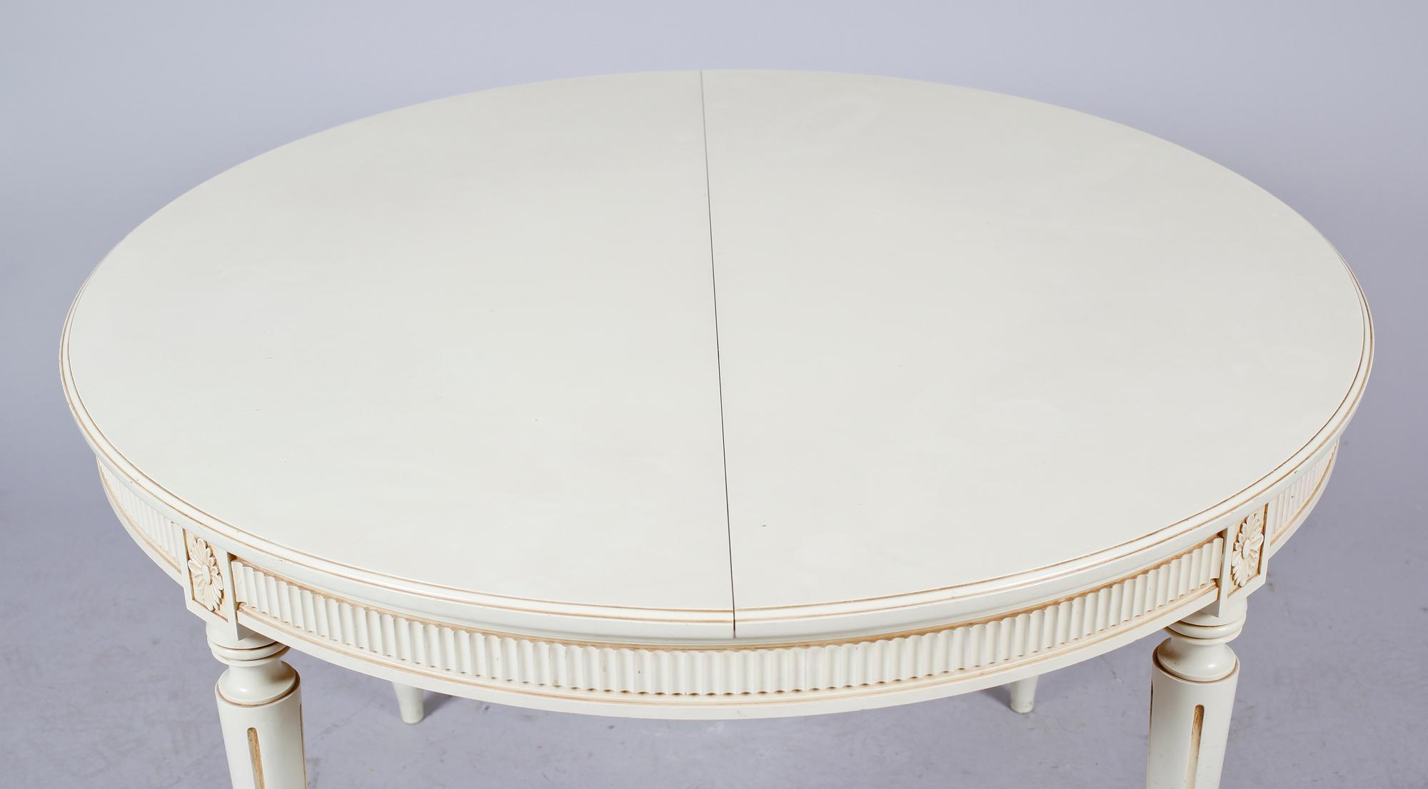 MATSALSMÖBEL, 9 del, gustaviansk stil, 1900-talets andra hälft, enligt uppgift tillverkad av Chamberts Möbelverkstad.