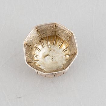 A Russian silver vodka cup, Moscow 1777.