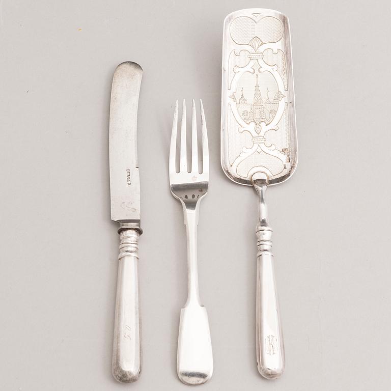 LEOPOLD MICHELSEN, A silver cake server and a knife and fork, Tallinn 1879-81.