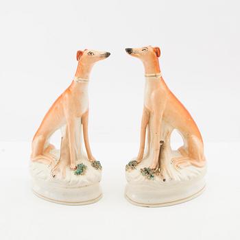 Figuriner 16 st England 1900-talets första hälft flintgods.