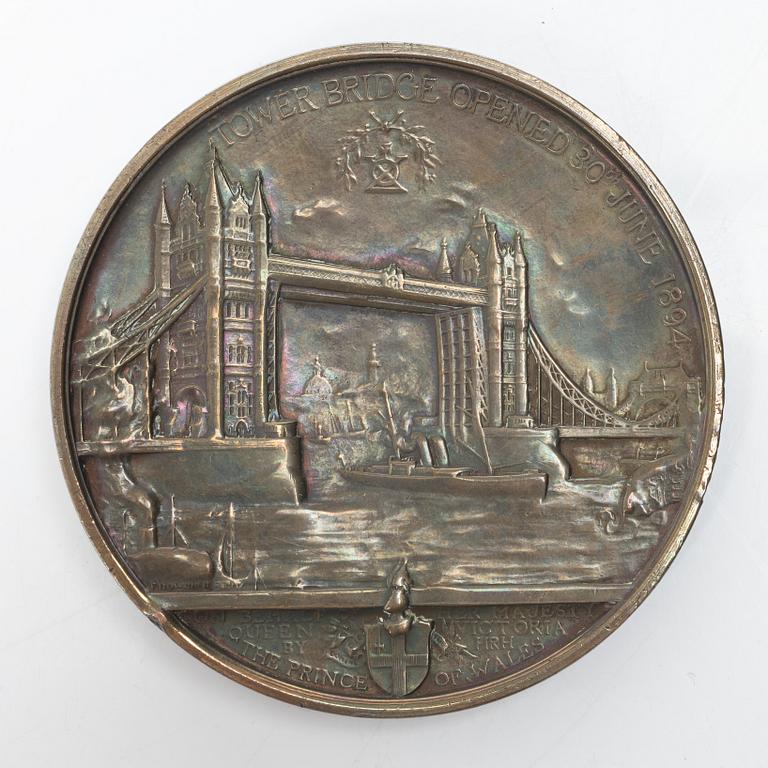 A bronze medal by Frank Bowcher commemorating the opening of Tower Bridge '1894'.