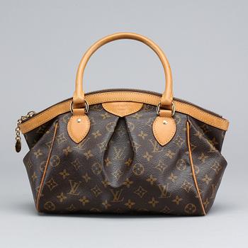 LOUIS VUITTON,