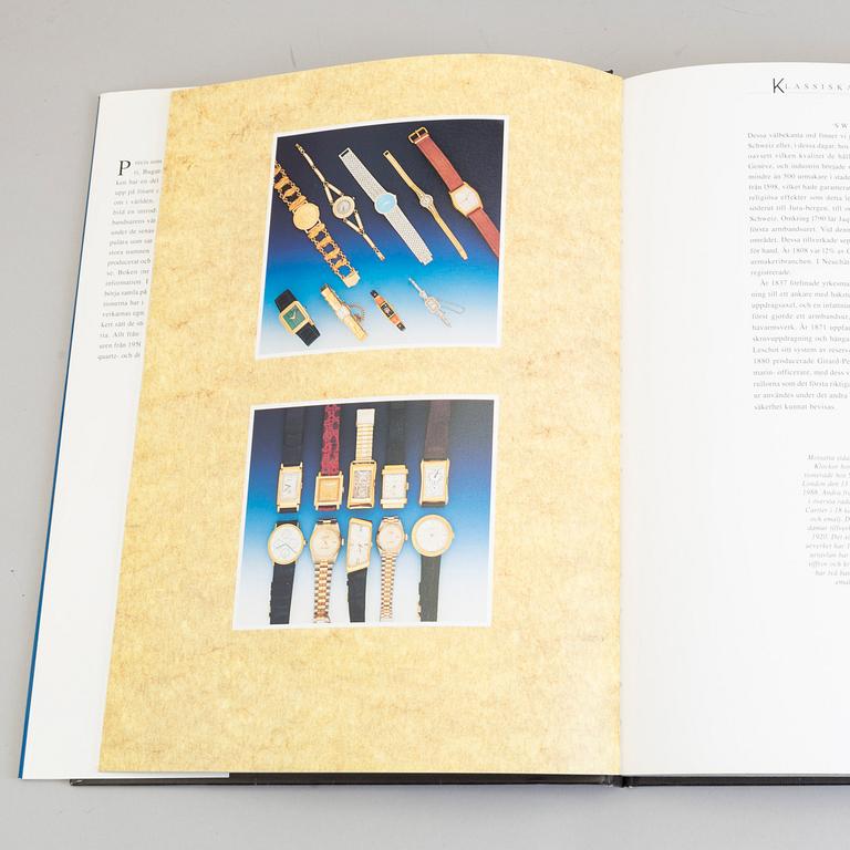A set of 3 books about watches.