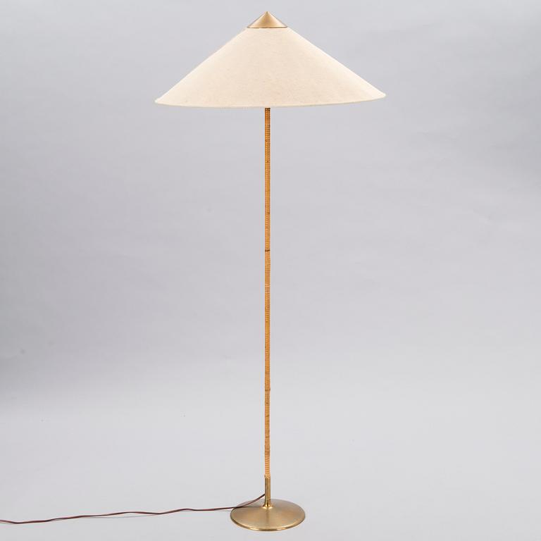 PAAVO TYNELL, golvlampa modell 9602, Taito/Idman 1900-talets mitt.