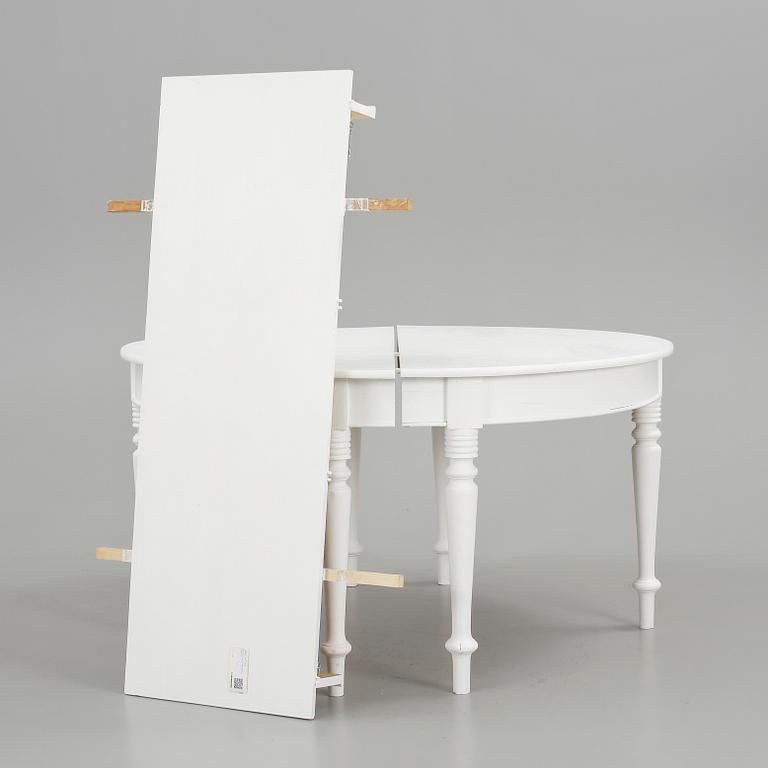 BORD, med en iläggsskiva, 1800-tal.