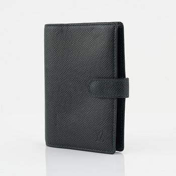 Louis Vuitton, 'Taiga Ring Agenda Holder'.