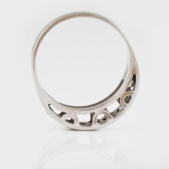RING, 18K vitguld med briljant och åttkantslipade diamanter 0.32ct, Stigbert Stockholm 1974. Vikt 4,8 gram.