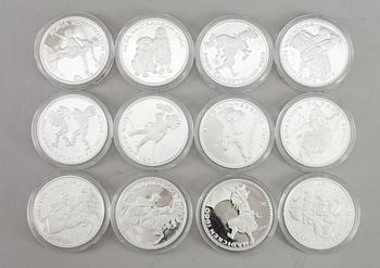 MYNT, 14 st, silver, "Bevara Astrid Lindgrens barnvärld", 1900/2000-tal. Total vikt ca 370 gram.