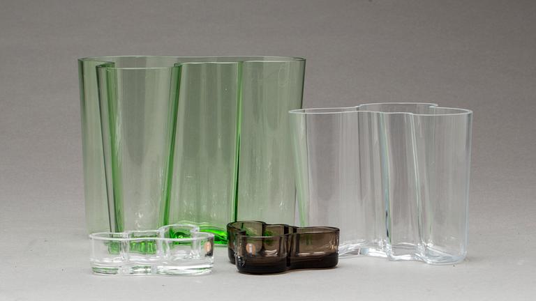 VASER OCH SKÅLAR, glas, 4 delar, "Savoy", Iittala.
