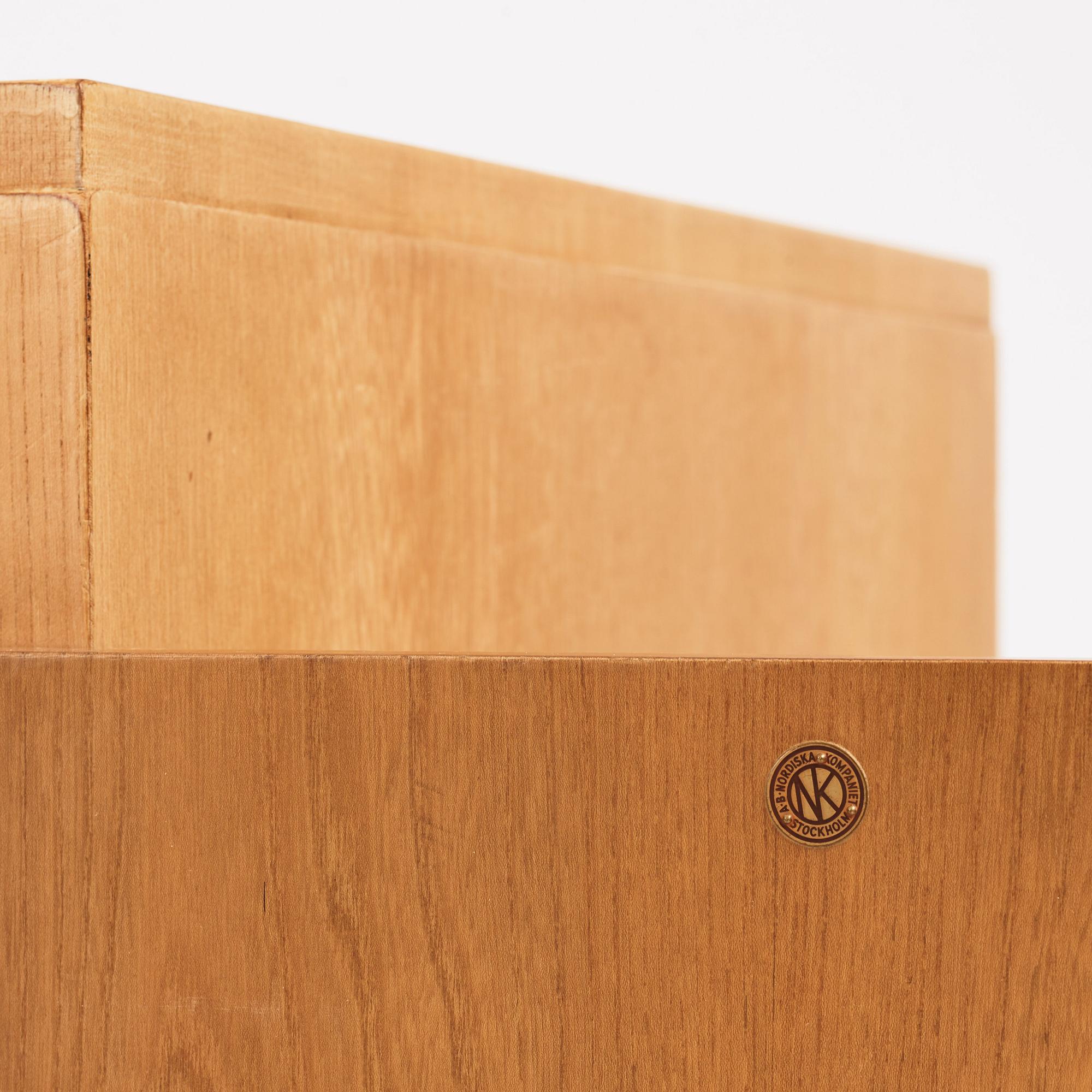 Axel Einar Hjorth, skrivbord, Nordiska Kompaniet, 1939, modellen ritad år 1936.