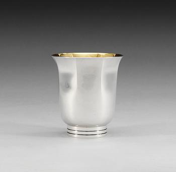 247. A Bulgari silver beaker, London 1990.