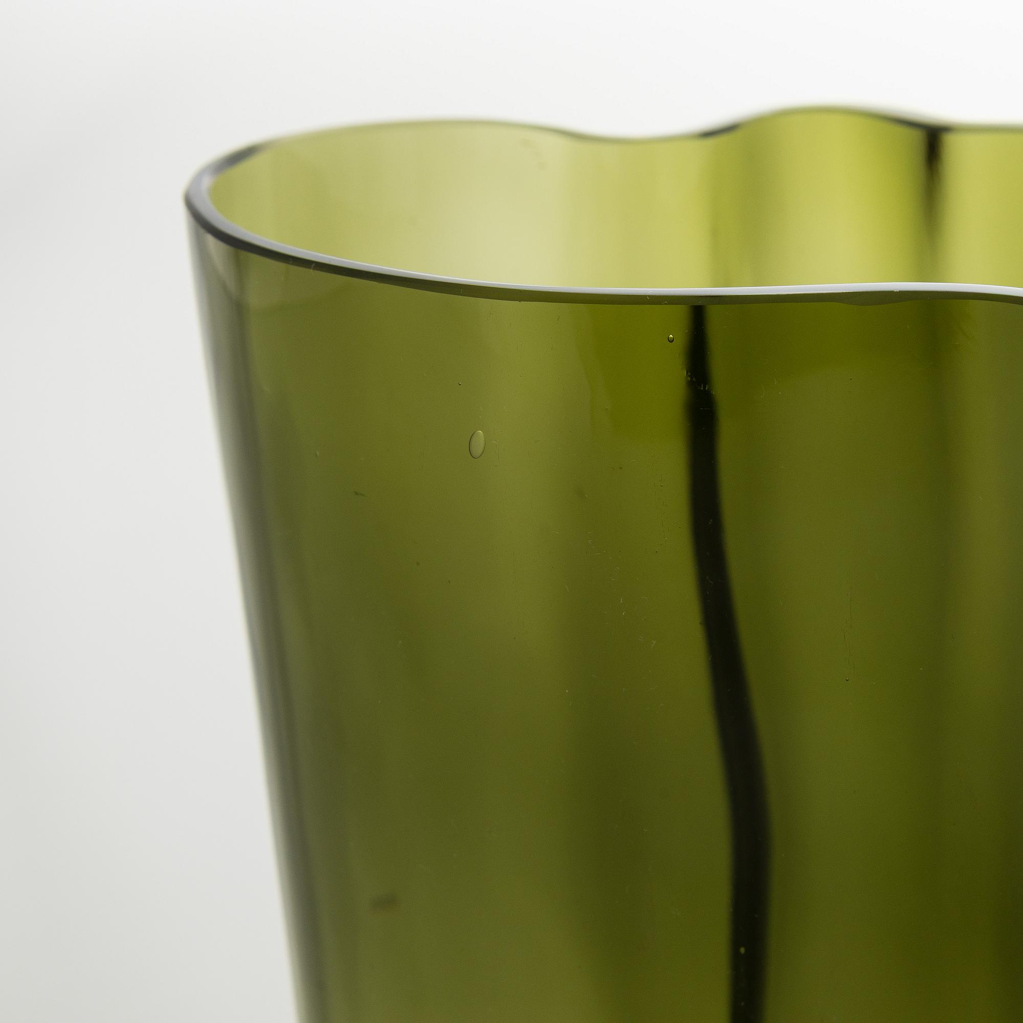 Alvar Aalto, a 1950s glass vase, model 3030, signed Alvar Aalto 3030.