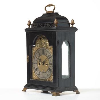 An English early 18th century table clock, dial signed David Wyche London.