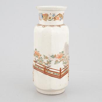 A Satsuma-ware porcelain vase, Japan, Meiji (1868-1912).