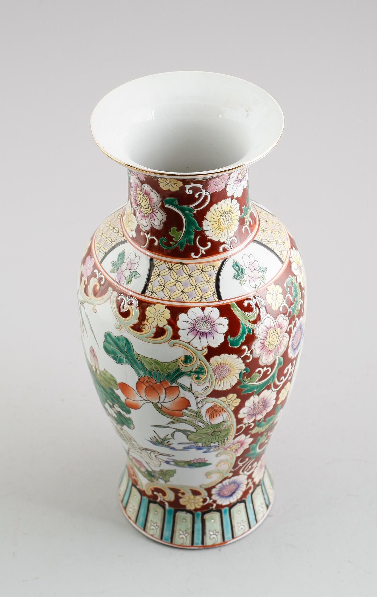 VAS, keramik, Kina, 1900-/2000-tal.