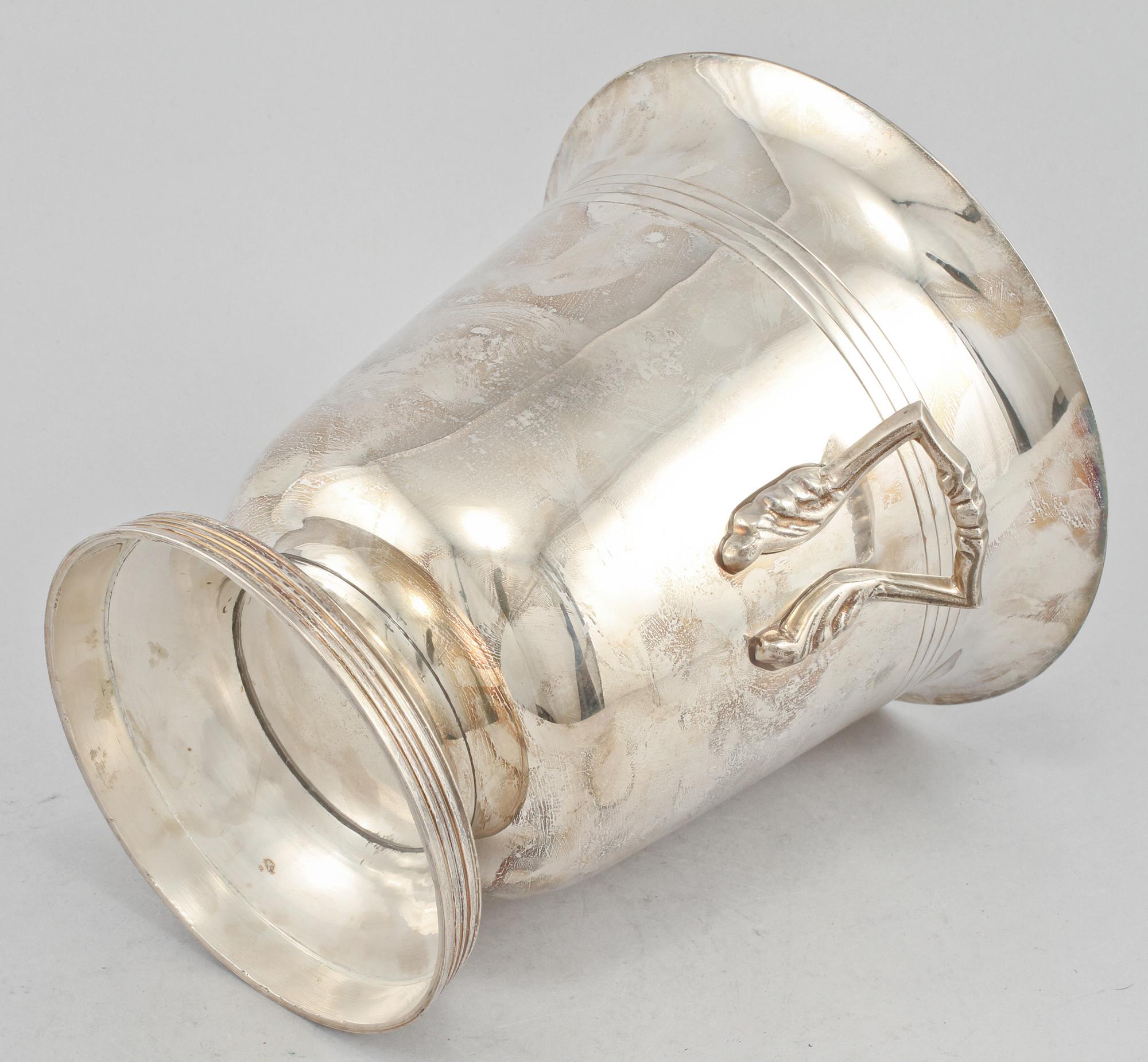 CHAMPAGNKYLARE, vitmetall, 1900-talets slut.