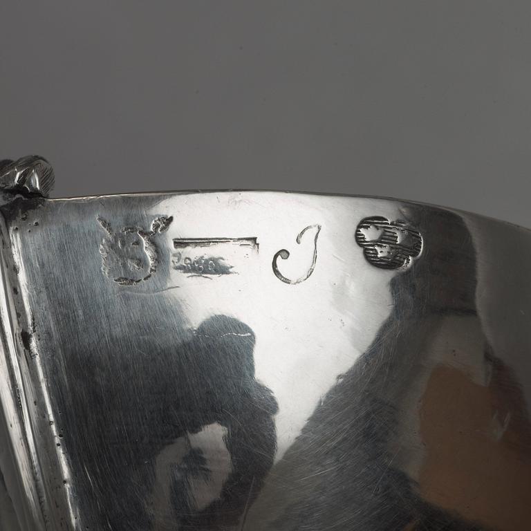 A Swedish 18th century silver serving-spoon, marks of Andreas Kinberg, Borås 1767.