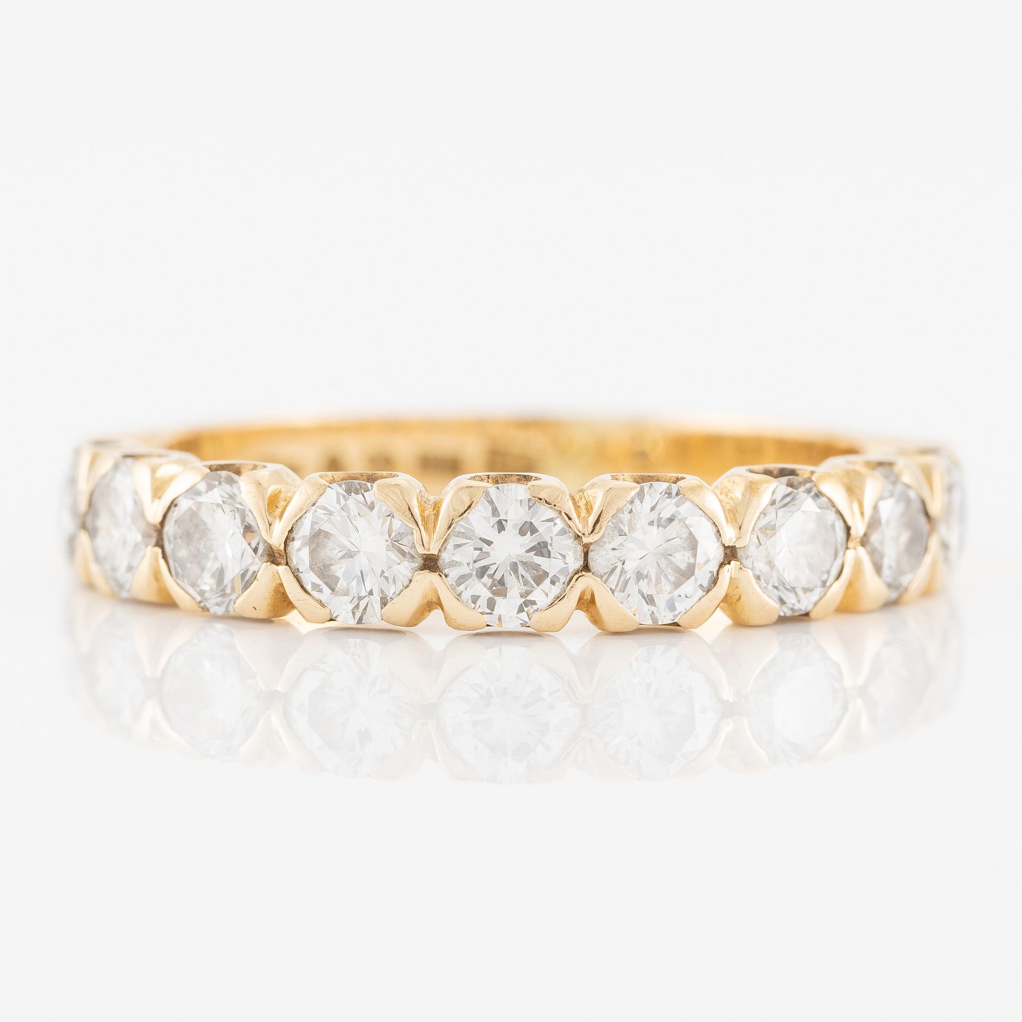 Alliance ring, half alliance, 18K gold with diamonds.