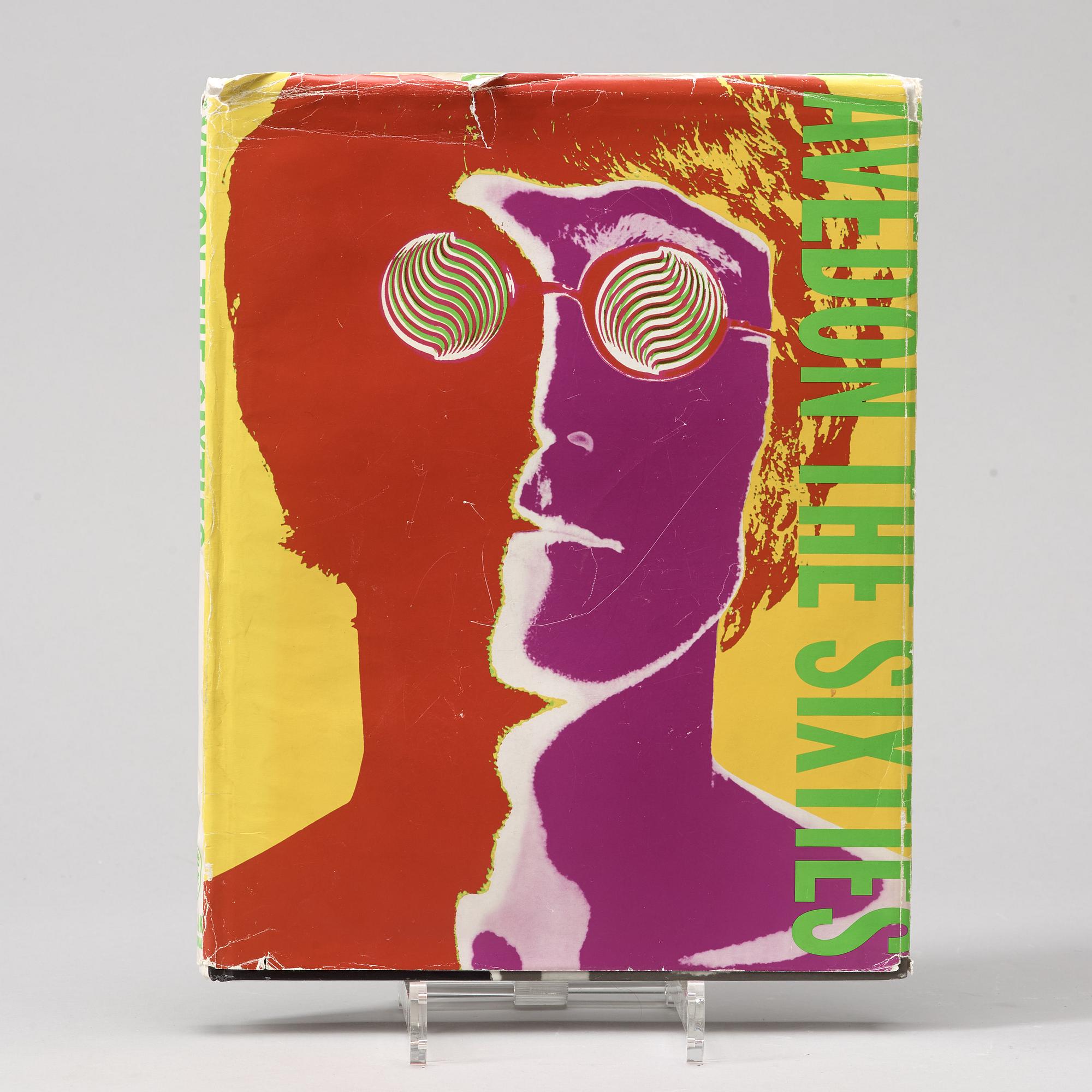 Photo books, 6, books and 9 small folders, Richard Avedon.