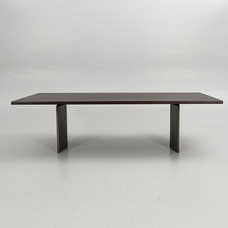 Dining table/table, Minotti, Italy, 21st century.