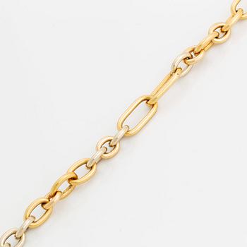 An 18K gold Pomellato necklace.