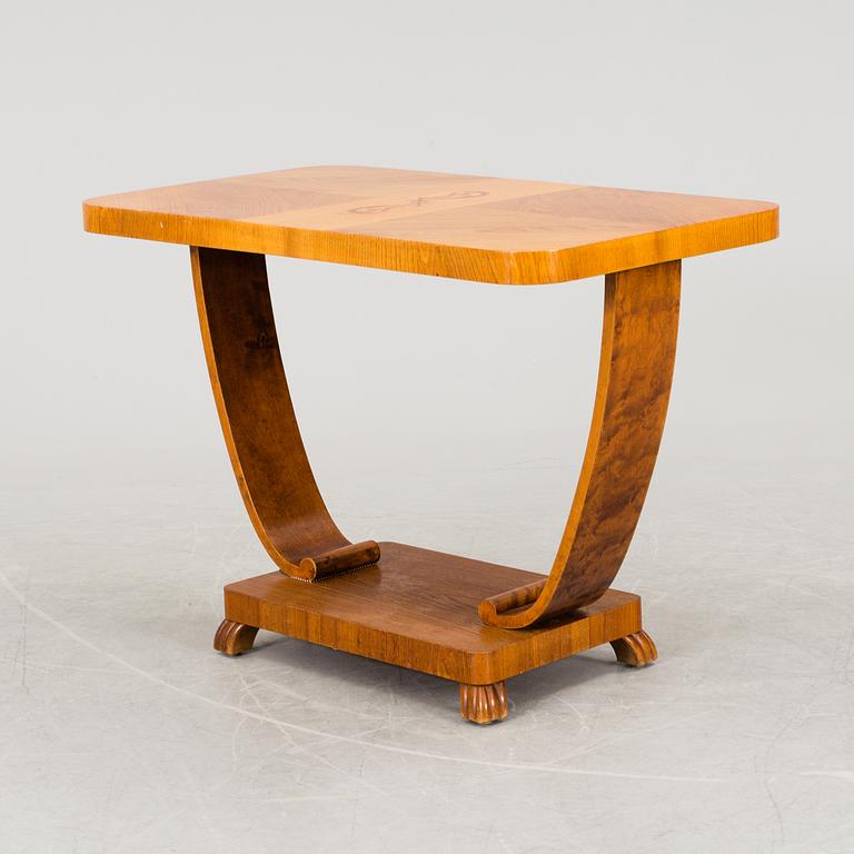 A 1930´s Art Deco table.